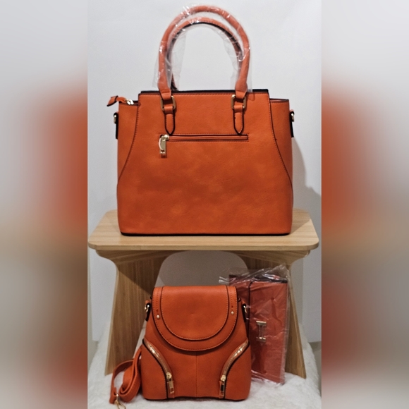 Handbag Set - Picture 6 of 11